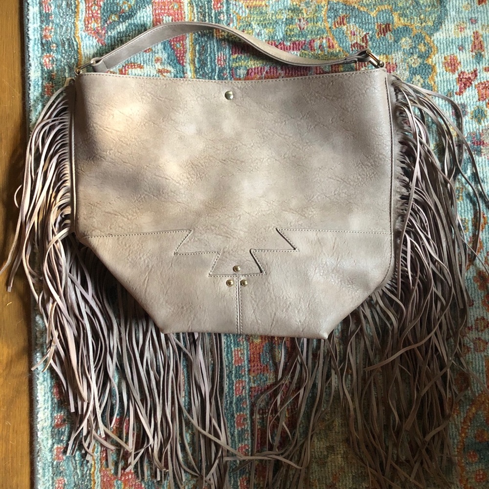 Large faux leather hand/shoulder bag